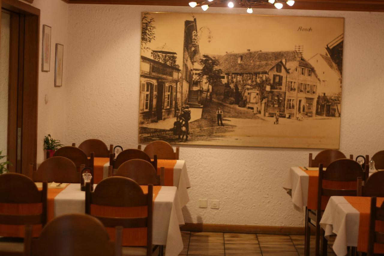 Gasthaus Zur Sonne Aesch  Exterior photo